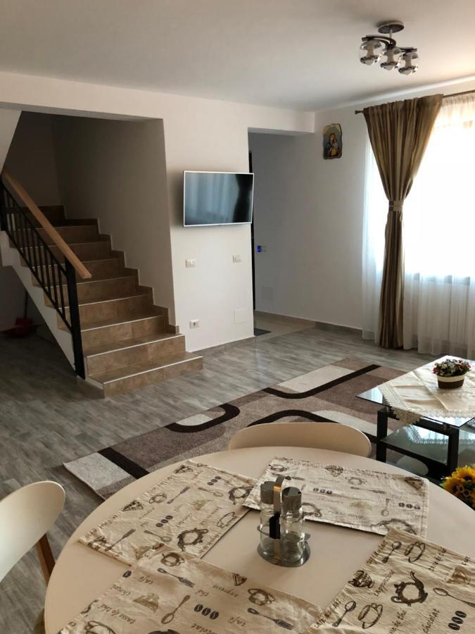 Aleria de piatra Aparthotel Piatra Neamţ Exterior foto