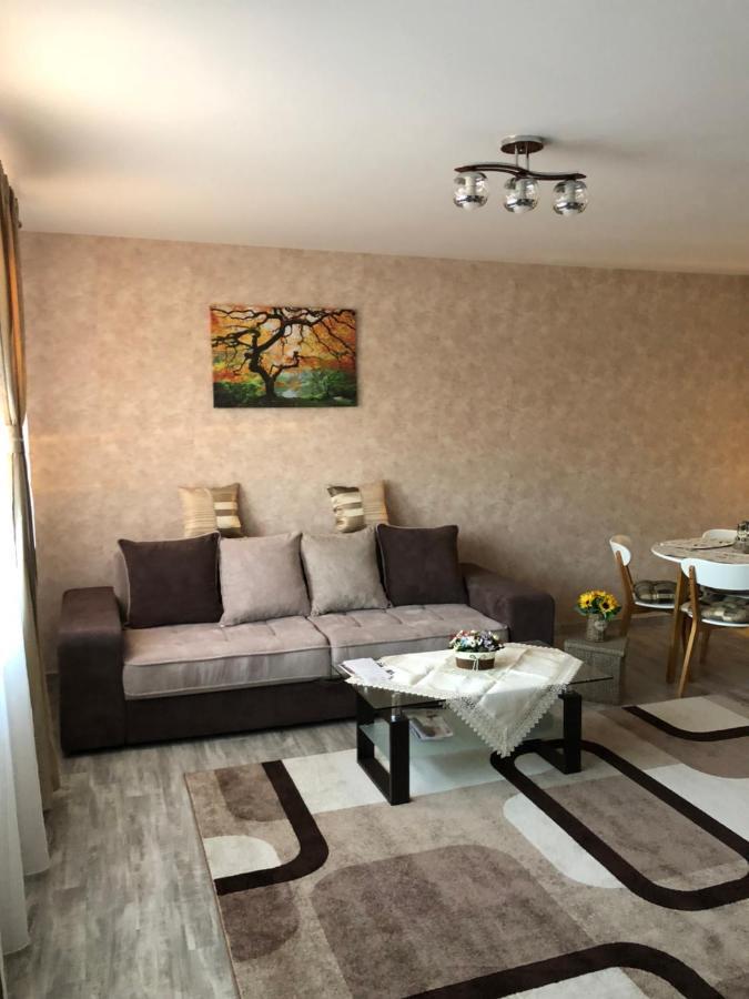 Aleria de piatra Aparthotel Piatra Neamţ Exterior foto